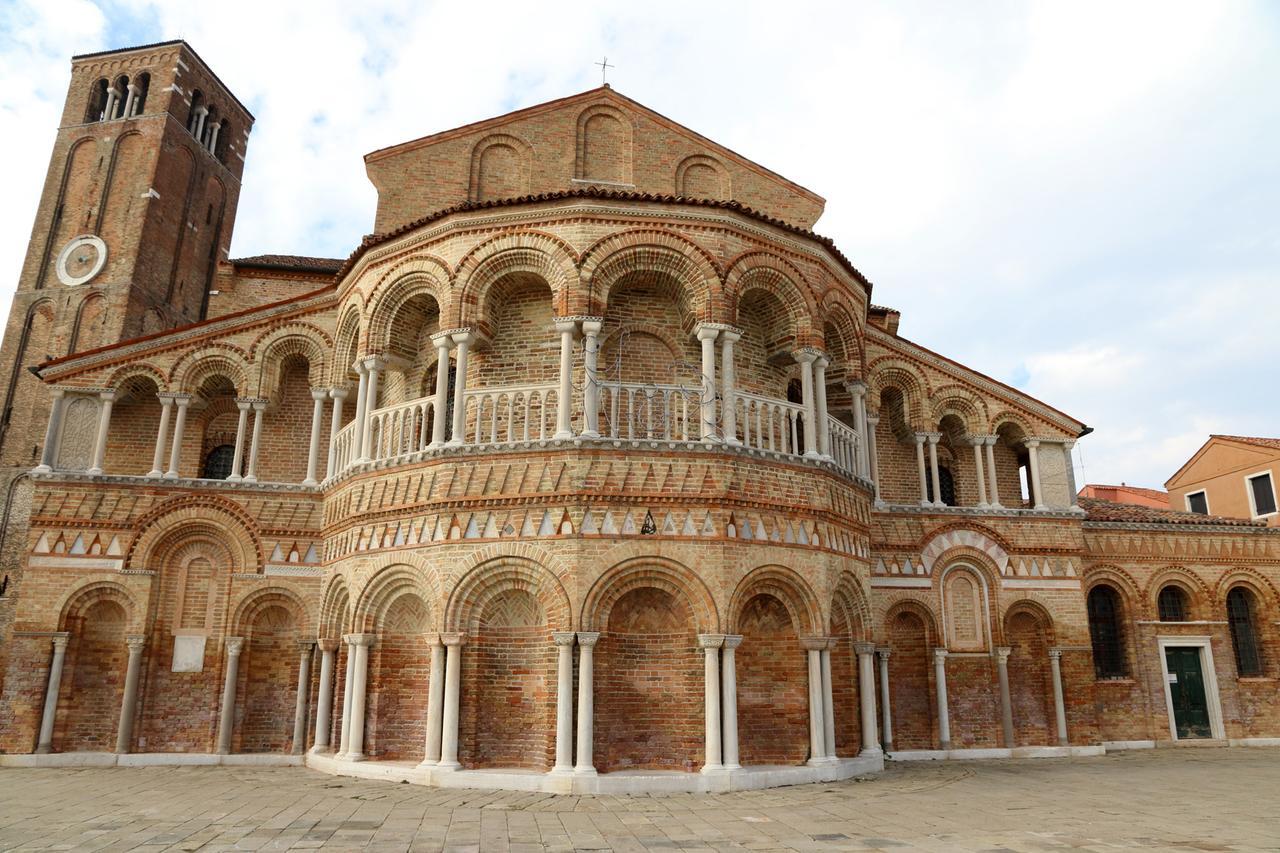 Storia del vetro di Murano - The Glass Cathedral - Chiesa Santa Chiara  Murano